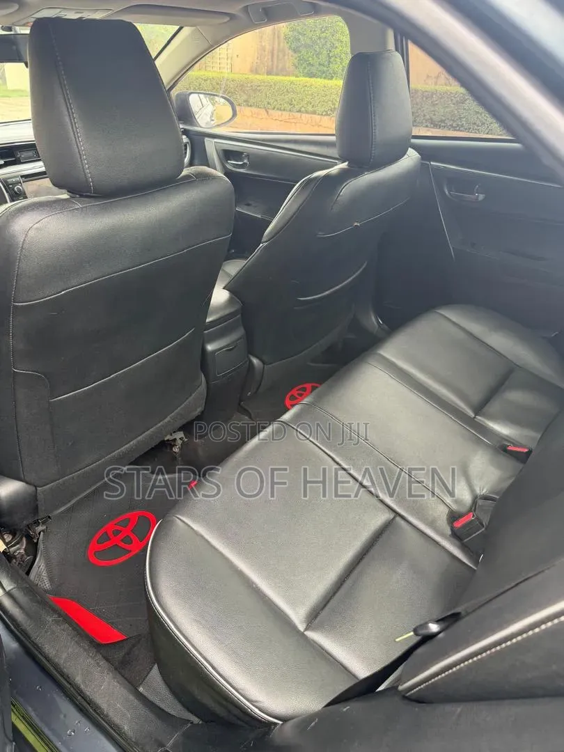 Toyota Corolla 2016 Gray