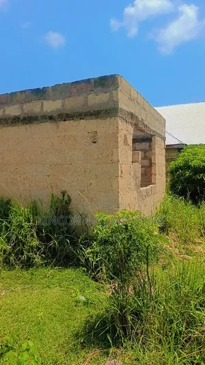 Uncompleted Two Bedrooms on Half Plot. Loc:antoa Krobo