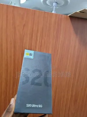 New Samsung Galaxy S20 128 GB