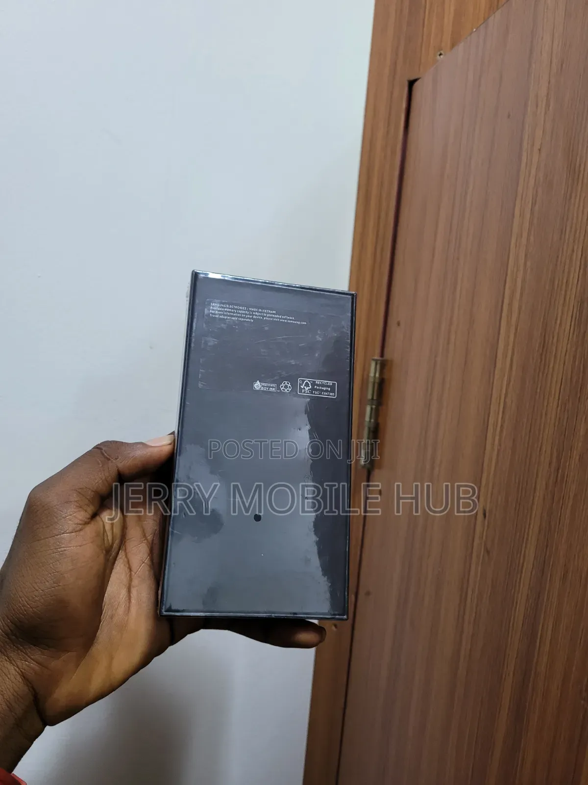New Samsung Galaxy S22 5G 256 GB Green