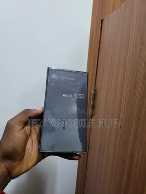New Samsung Galaxy S22 5G 256 GB Green