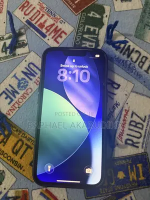 Apple iPhone 16e 128 GB Silver