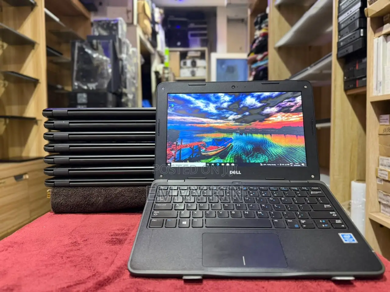 Laptop Dell Latitude 3190 8GB Intel Pentium SSD 128GB