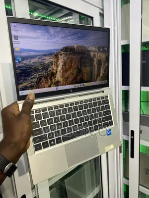 Laptop HP EliteBook 830 G8 16GB Intel Core i5 SSD 256GB
