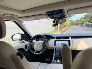 Land Rover Range Rover Sport HSE 2019 Blue