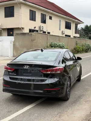Hyundai Elantra 2018 Black