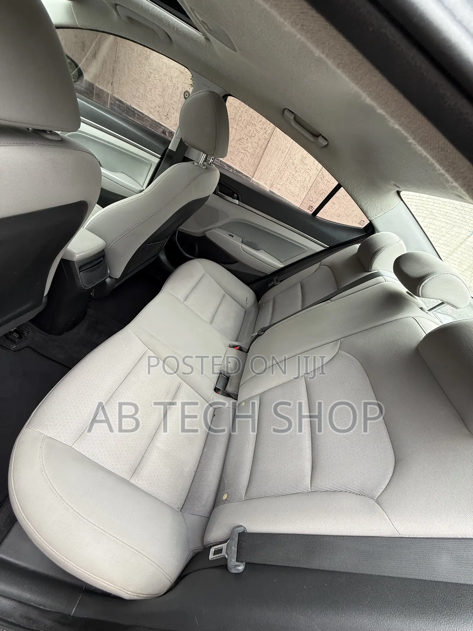 Hyundai Elantra 2018 Black