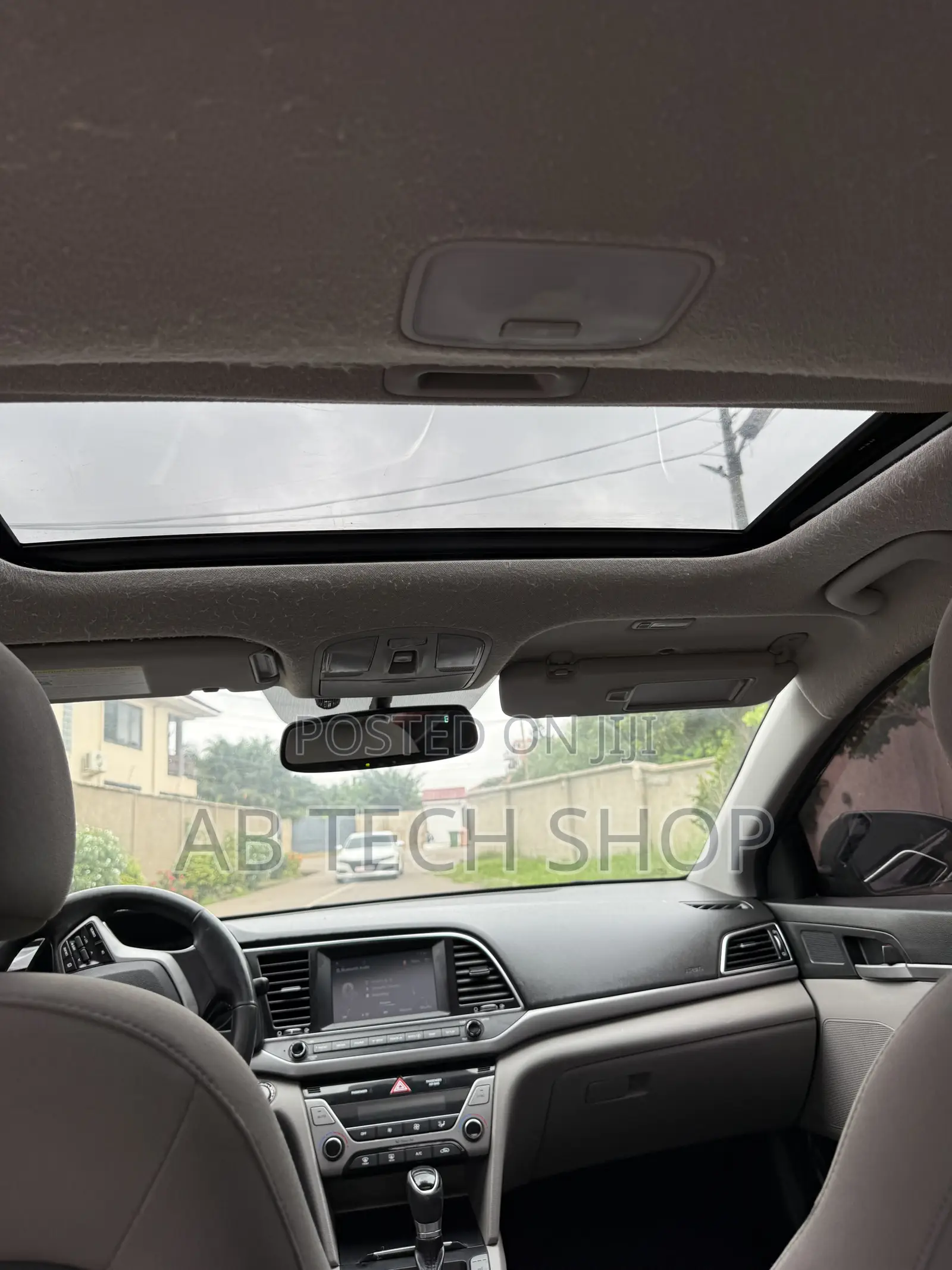 Hyundai Elantra 2018 Black