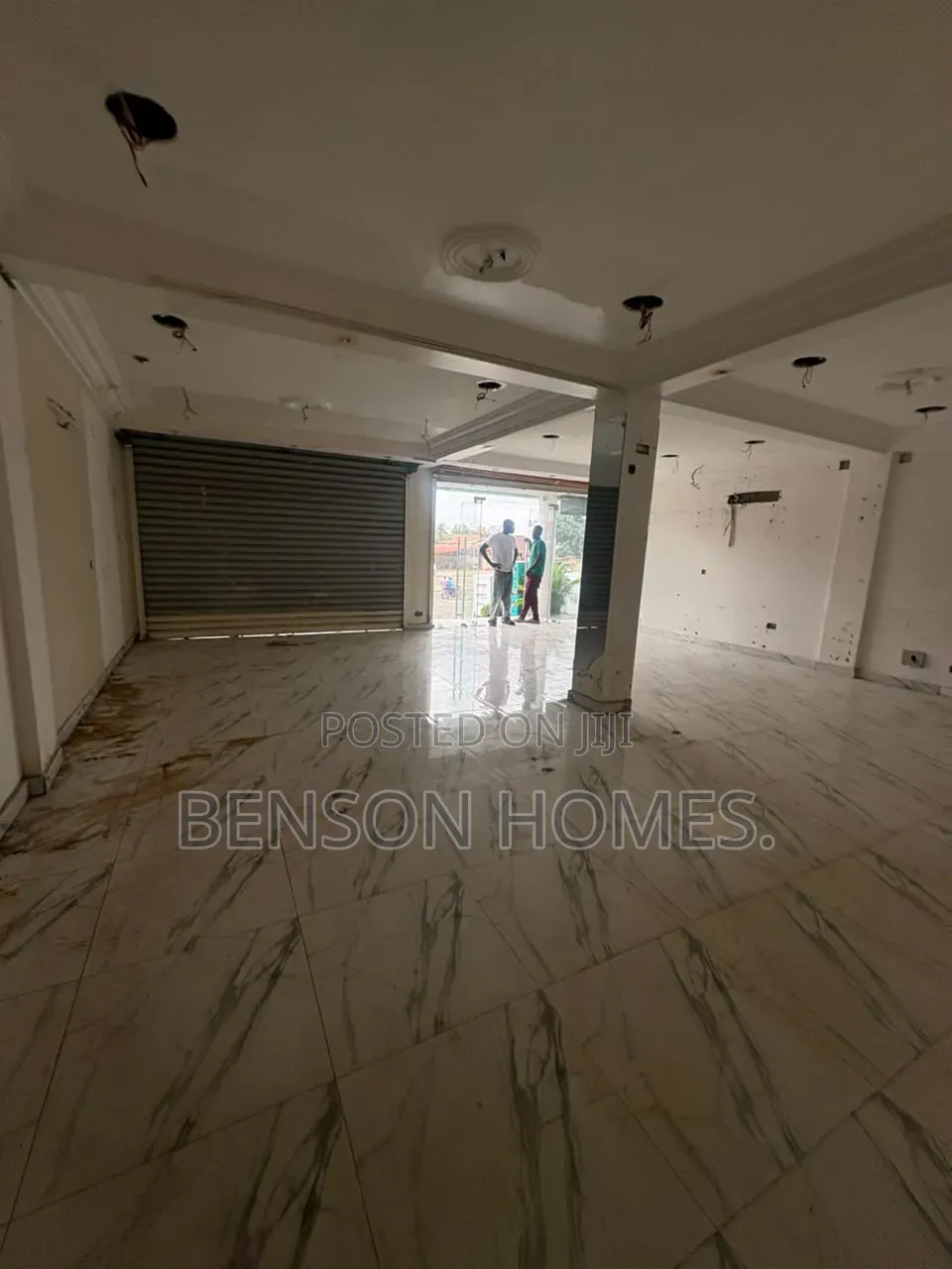 Double Shop for Rent