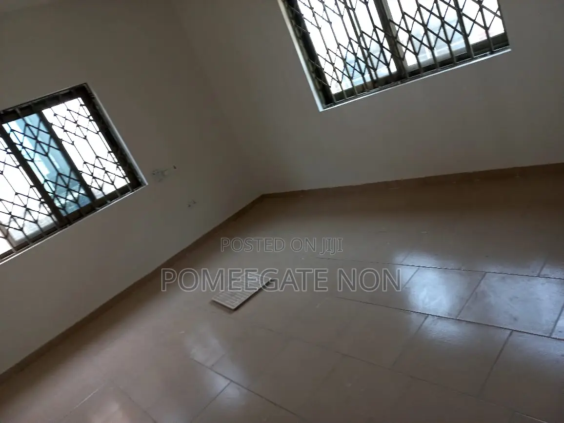 3bdrm Apartment in Dawhenya for rent