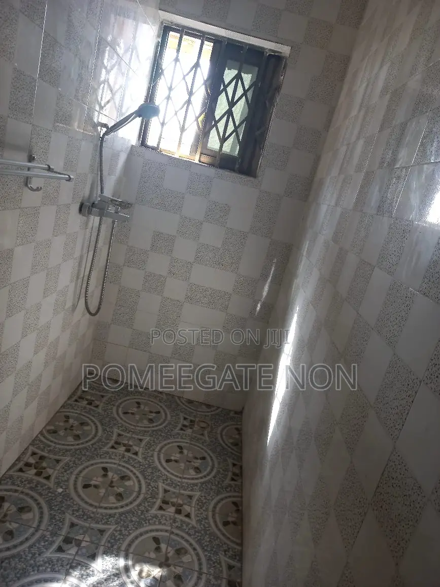 3bdrm Apartment in Dawhenya for rent
