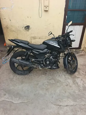 Bajaj Pulsar 150 2023 Black