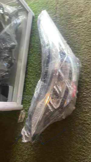 Toyota C-Hr 2020/2022 Headlights Original Pair