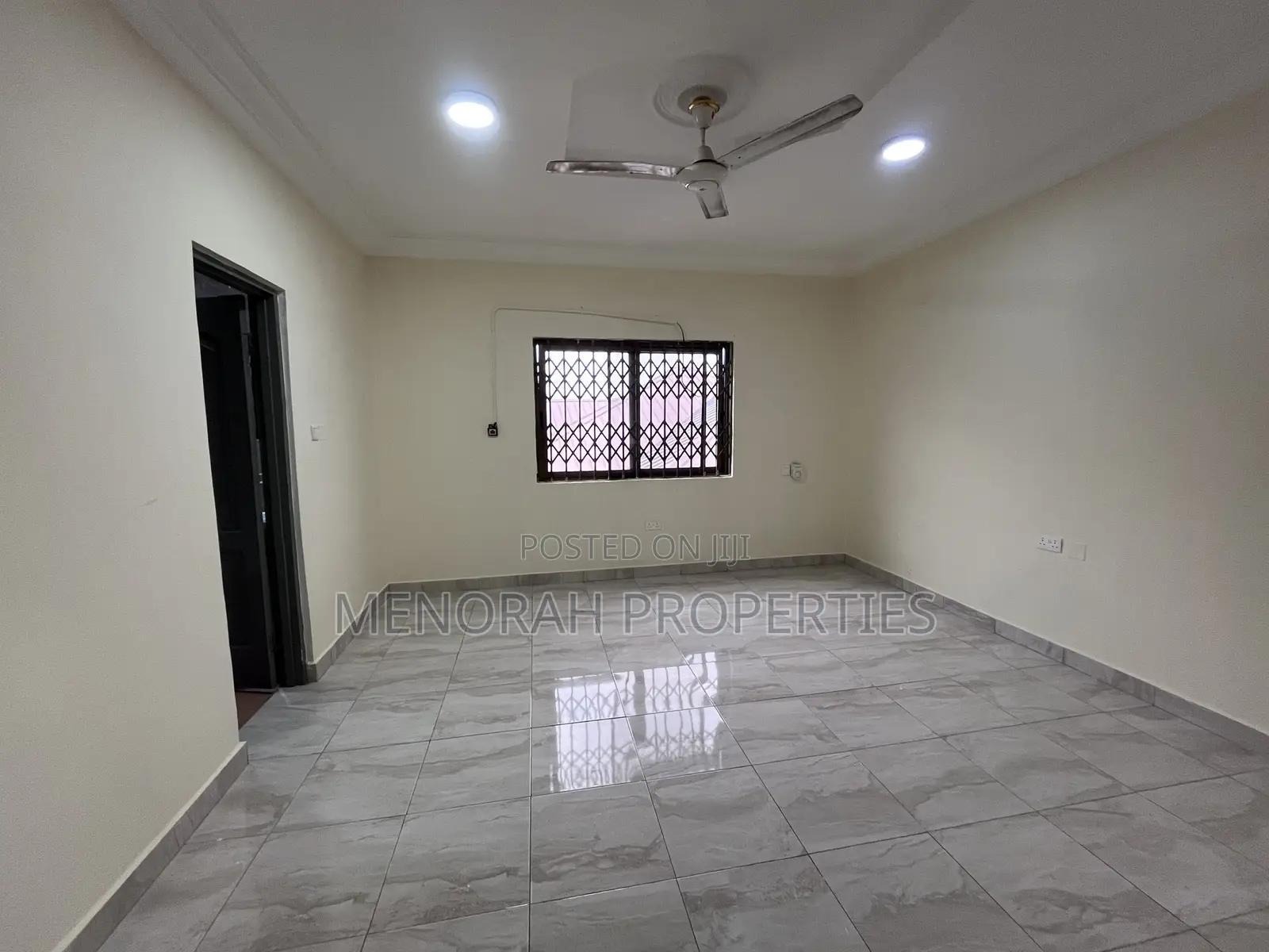 2bdrm Apartment in Adenta Amrahia for rent