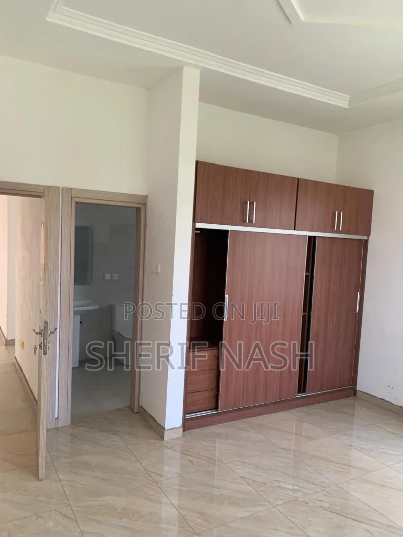 4bdrm Townhouse / Terrace in East Legon Hills, Accra Metropolitan