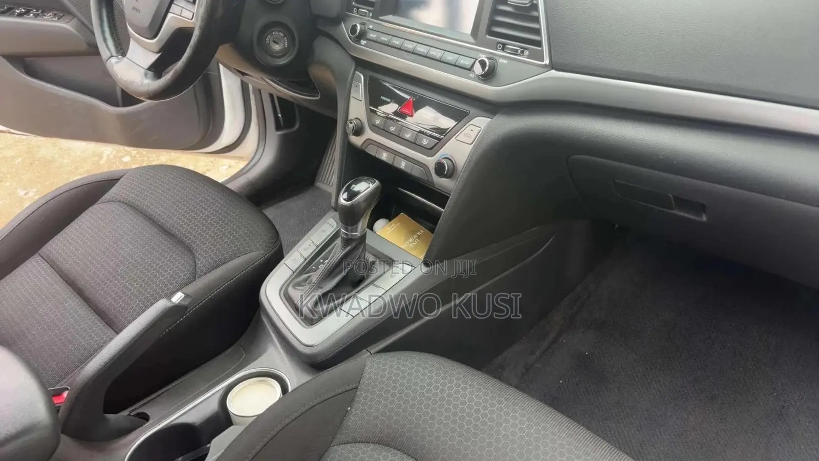 Hyundai Elantra 2018 White