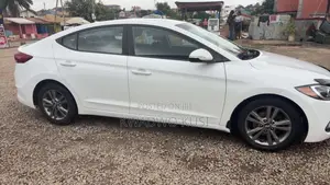 Hyundai Elantra 2018 White