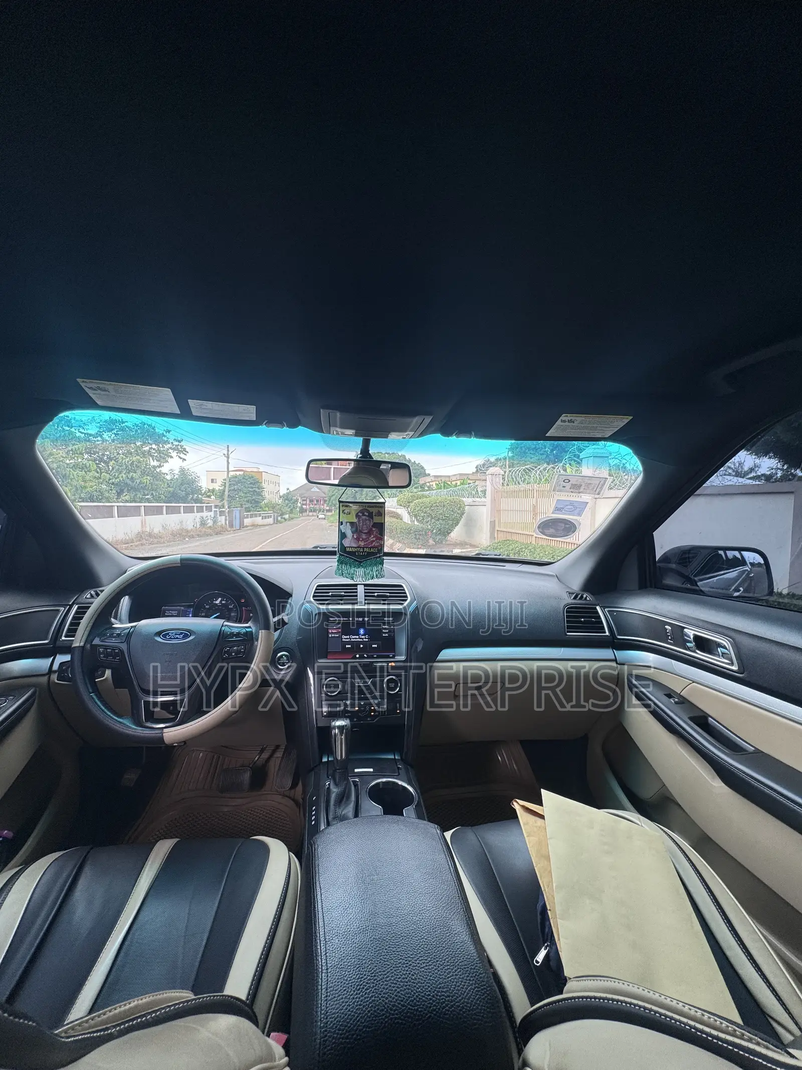 Ford Explorer 2016 Silver