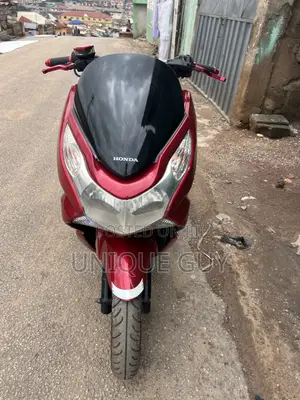 Honda 2024 Red