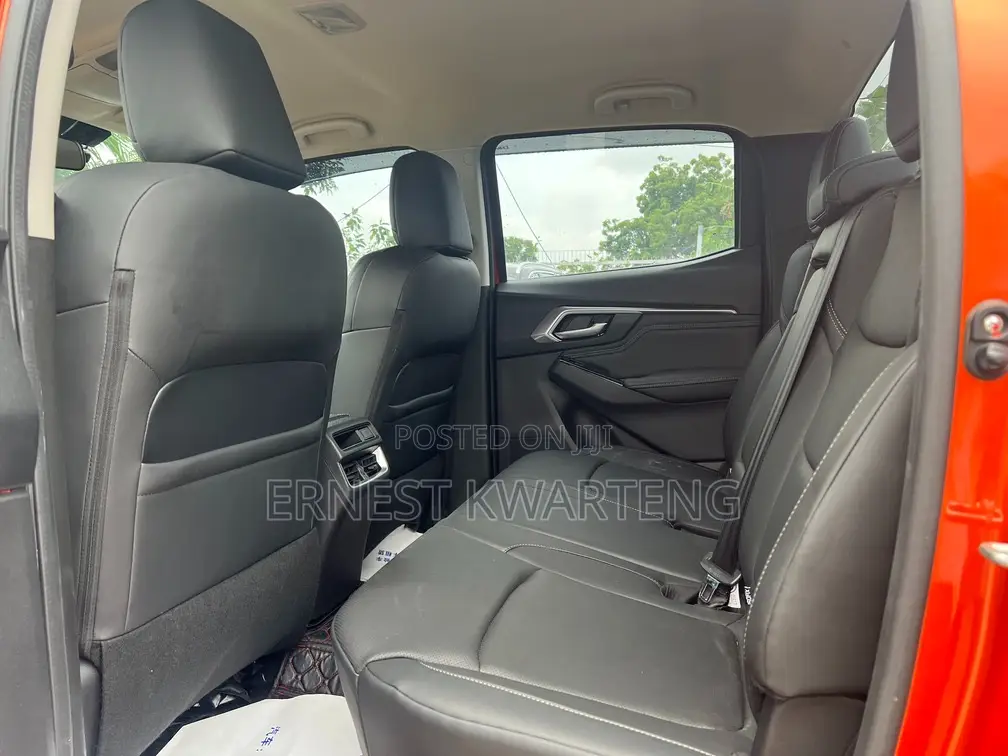 Isuzu D-MAX 2021 Burgundy