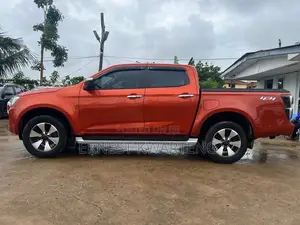 Isuzu D-MAX 2021 Burgundy