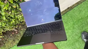 Laptop Apple MacBook Pro 2024 M4 16GB Apple M4 SSD 512GB