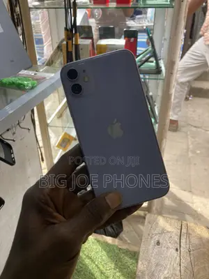 Apple iPhone 11 64 GB Purple