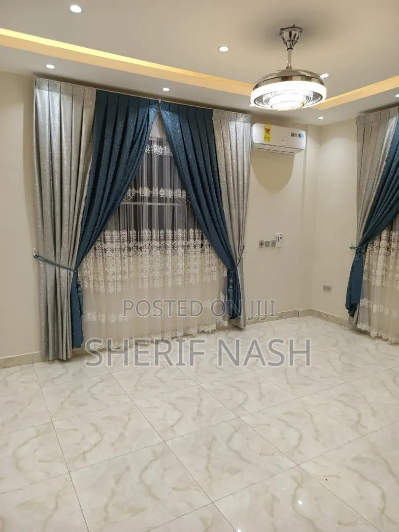 7bdrm Duplex in Ashaly Botwe, Accra Metropolitan for sale