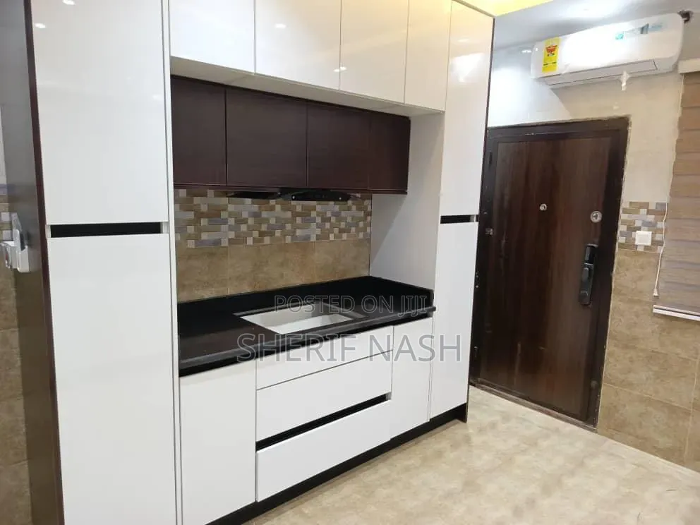 7bdrm Duplex in Ashaly Botwe, Accra Metropolitan for sale