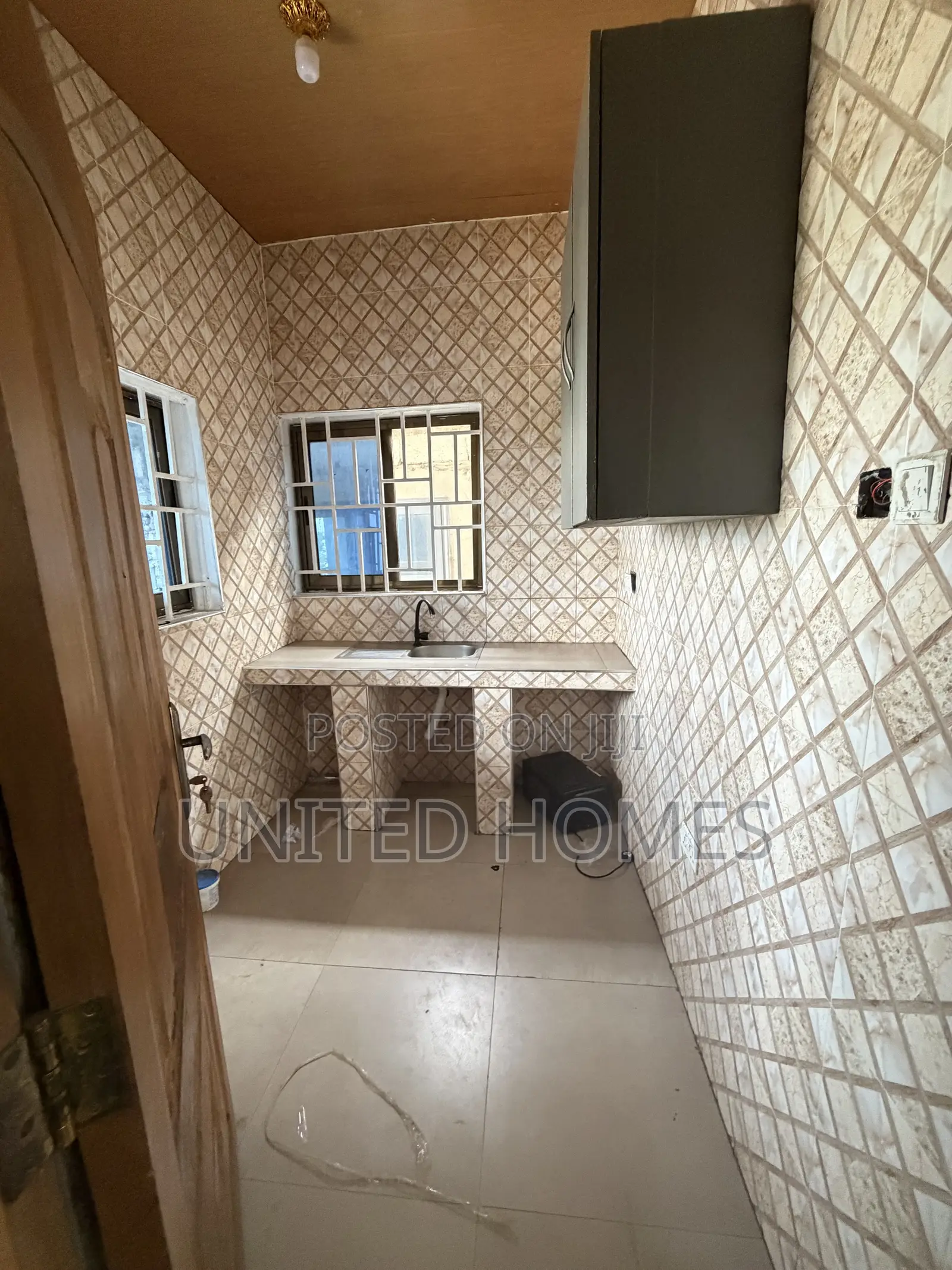 2bdrm Apartment in Awoshie for rent