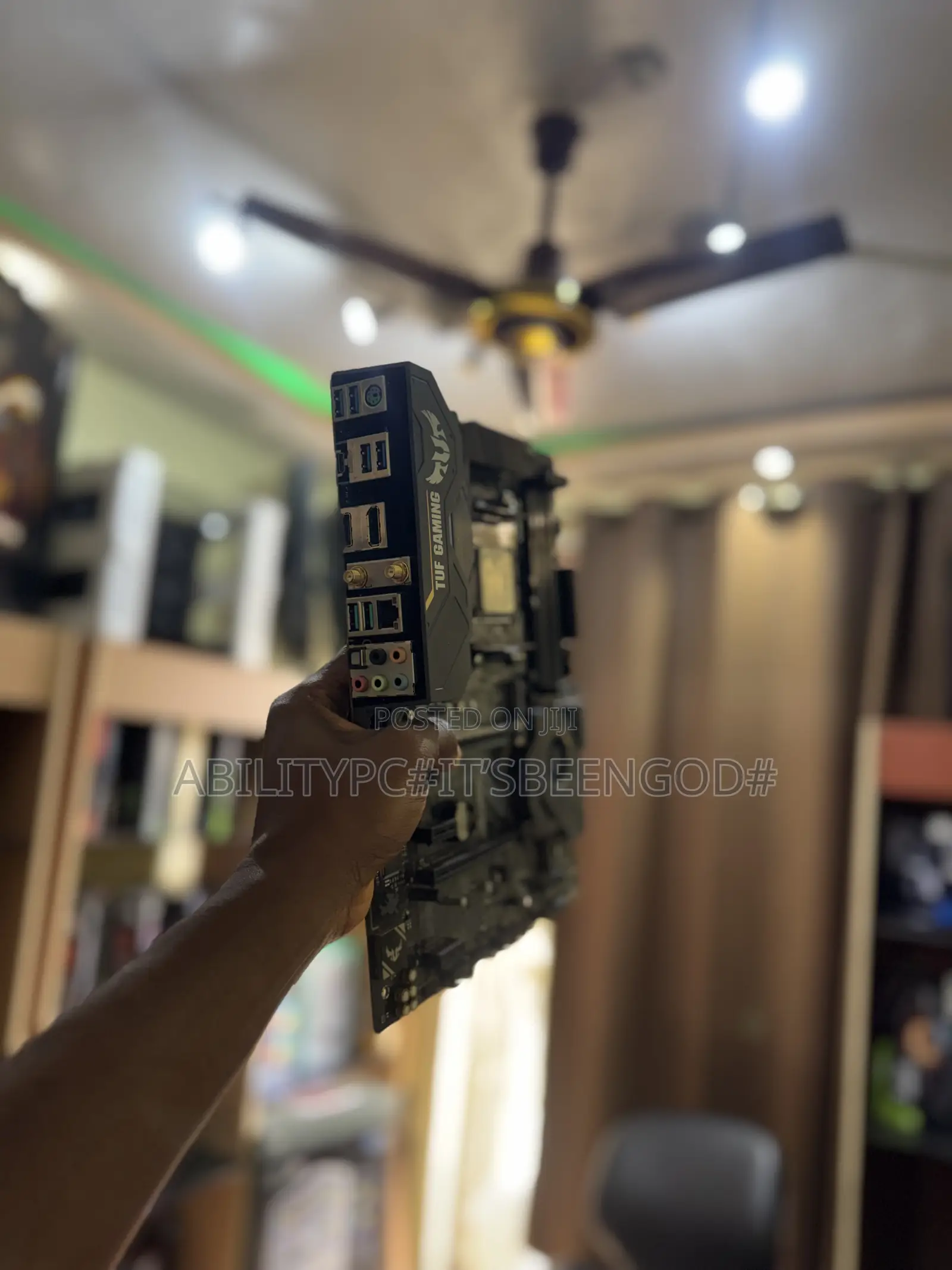 Ryzen 7 5800X X570 Tuff WiFi Board