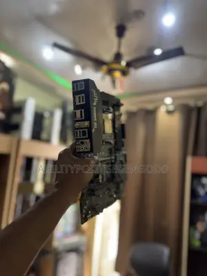 Ryzen 7 5800X X570 Tuff WiFi Board
