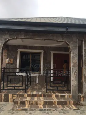 3bdrm House in Ngleshie Amanfro for rent