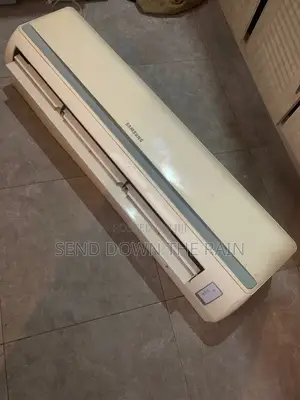 Powerful Samsung AC 2.0hp. [Indoor]