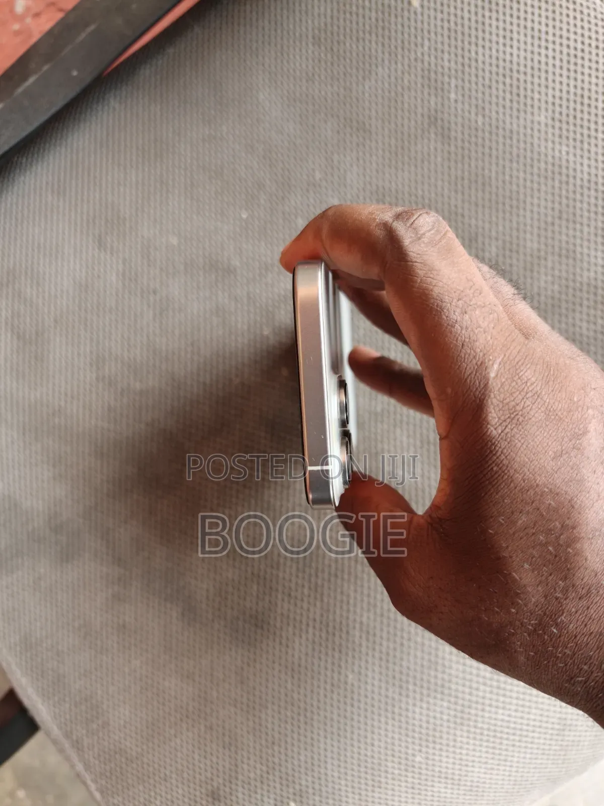 Apple iPhone 16 Pro Max 1 TB Gray