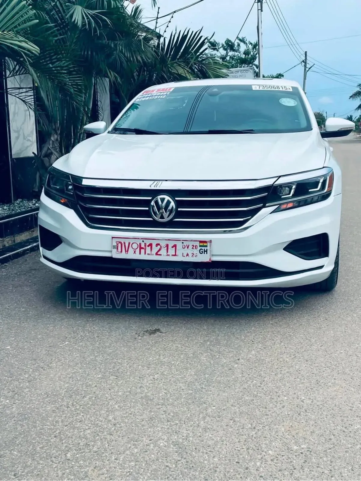 Volkswagen Passat 2.0T SE 2021 White
