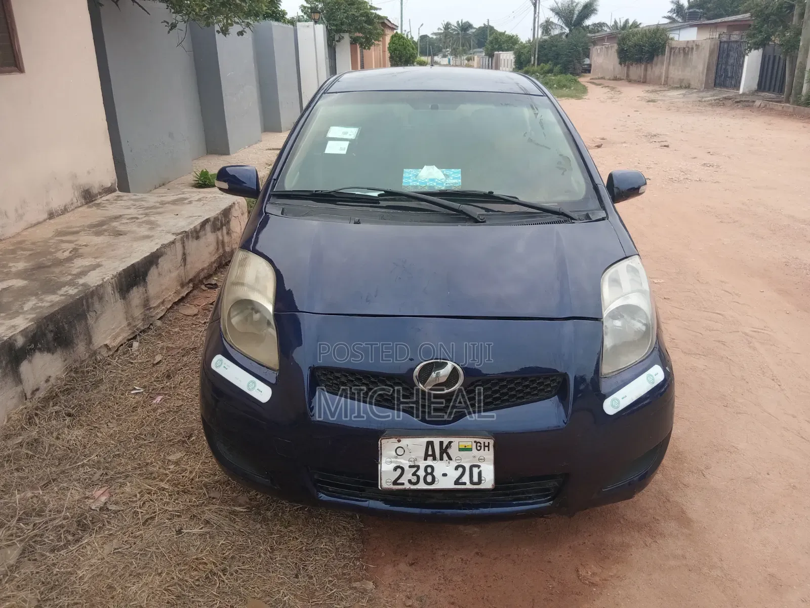 Toyota Vitz 2010 Blue
