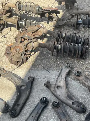 Toyota Vitz/Yaris Lower Arm Pair