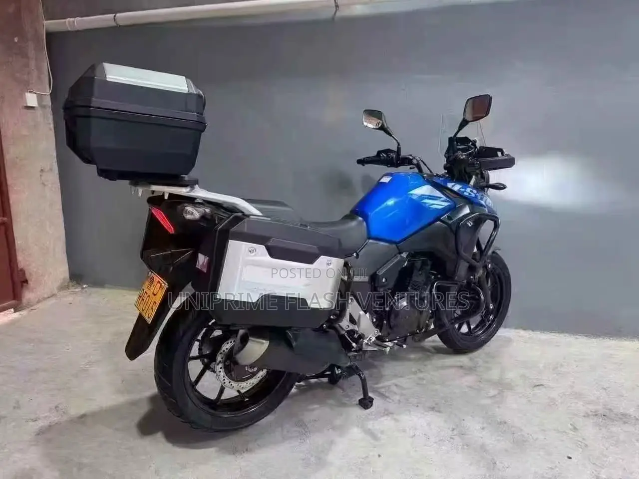 Suzuki V-Strom 2023 Blue