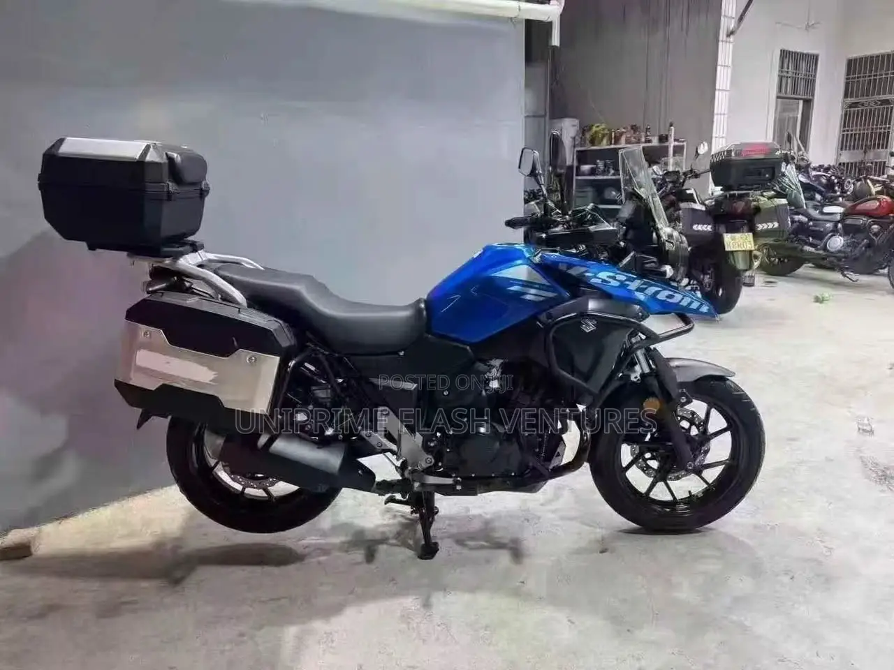 Suzuki V-Strom 2023 Blue