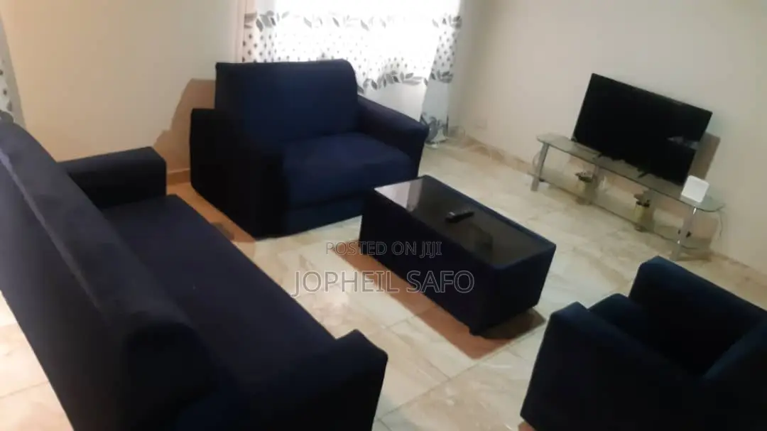 Furnished 3bdrm Townhouse / Terrace in Hfc, Baatsona Total for rent