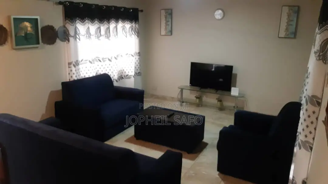 Furnished 3bdrm Townhouse / Terrace in Hfc, Baatsona Total for rent