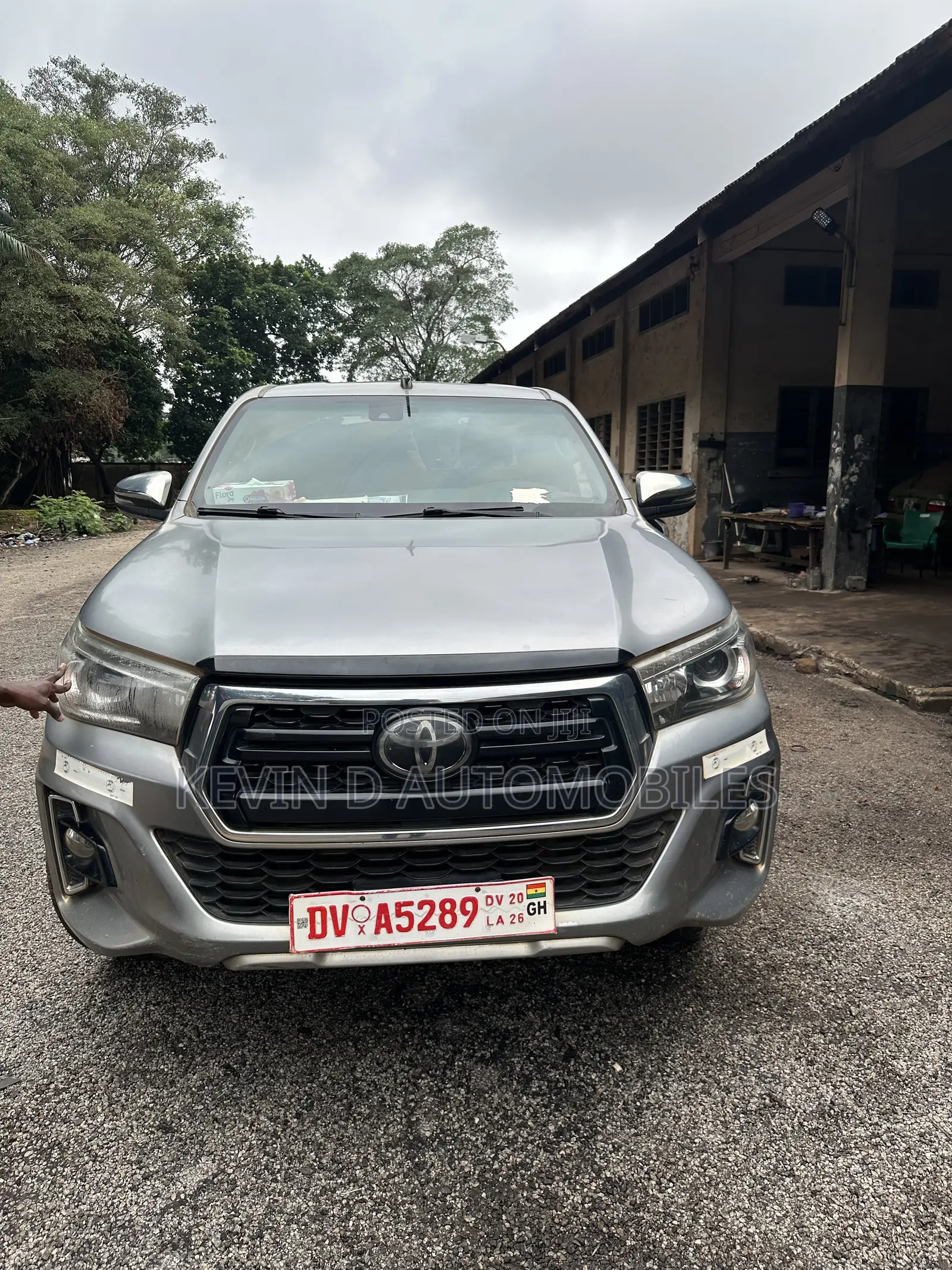 Toyota Hilux Revo Double Cab Petrol 2.7 AWD 2019 Gray