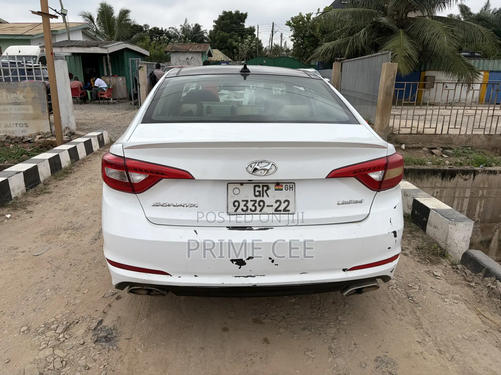 Hyundai Sonata SE 4dr Sedan (2.4L 4cyl 6A) 2015 White