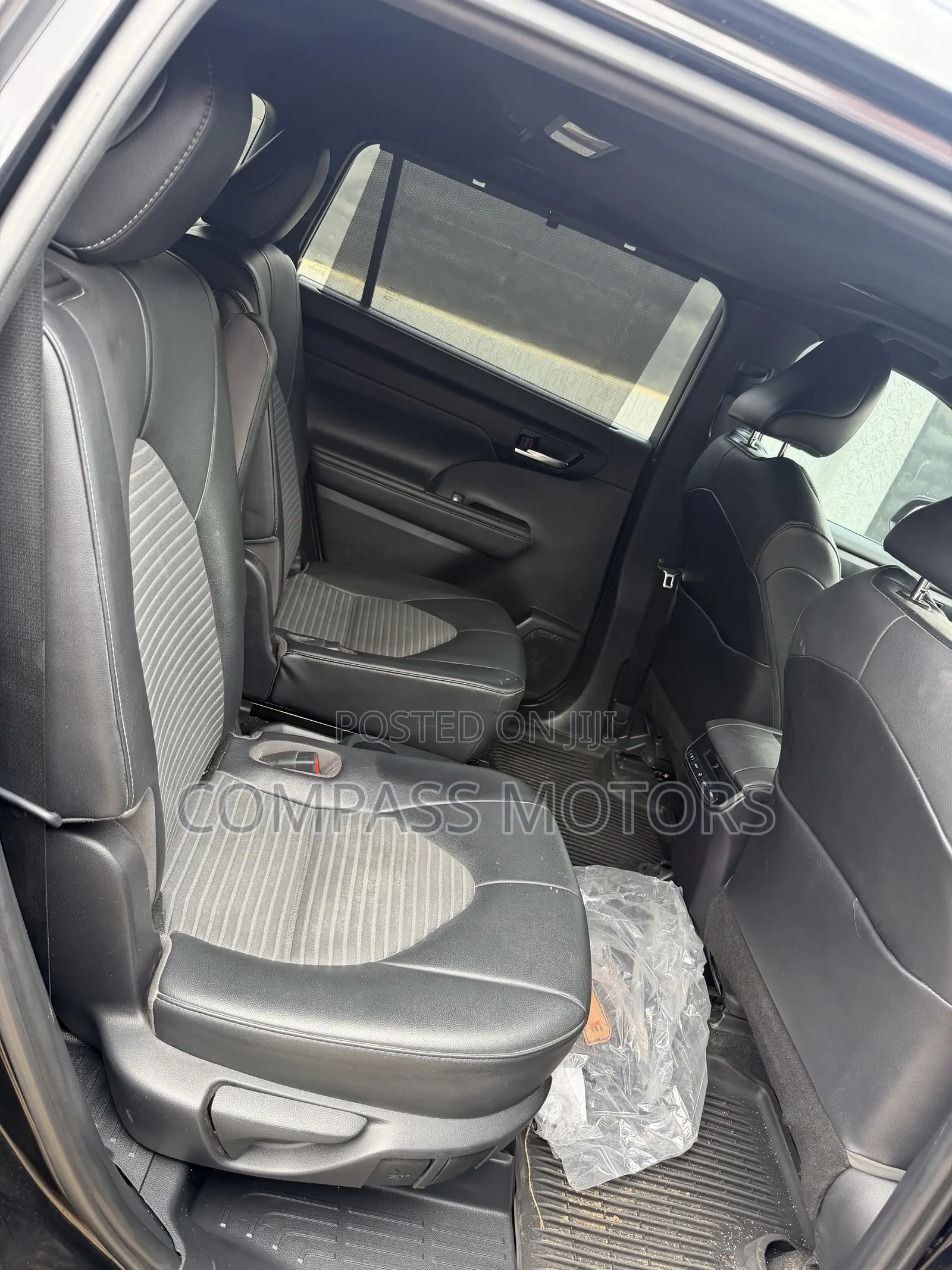 Toyota Highlander XSE 2021 Black