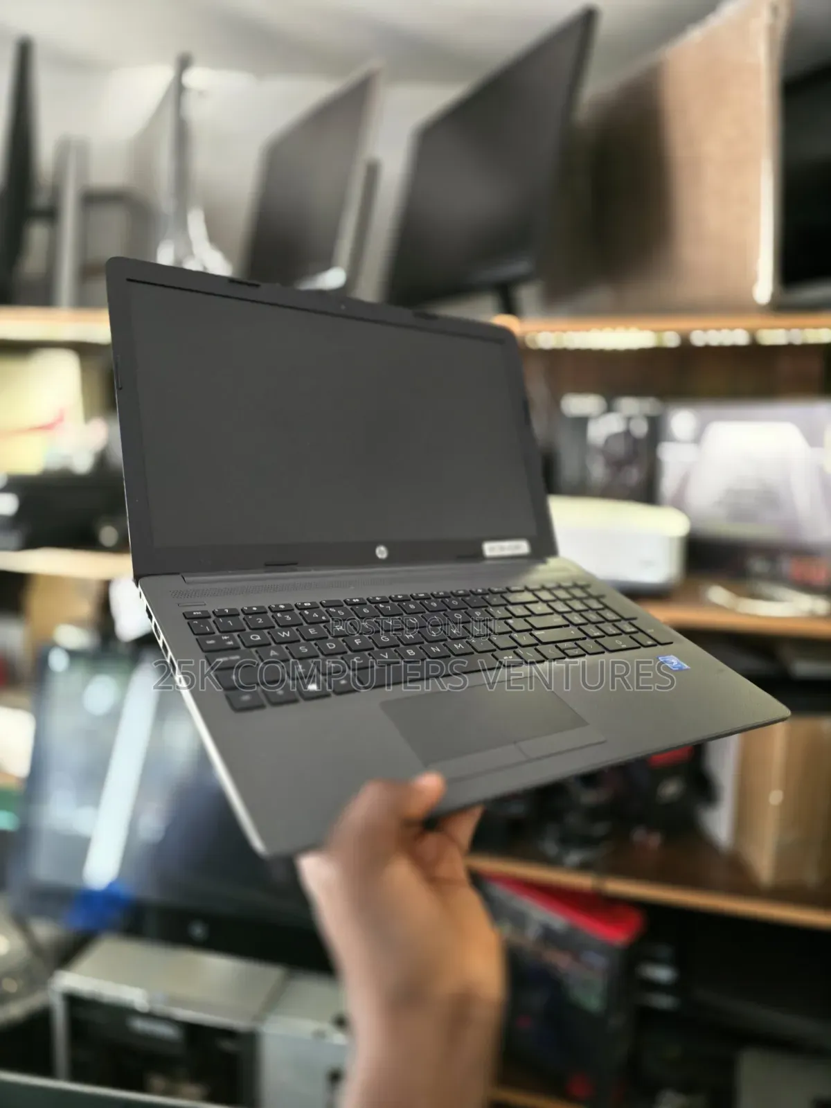 Laptop HP 250 G7 4GB Intel SSD 128GB