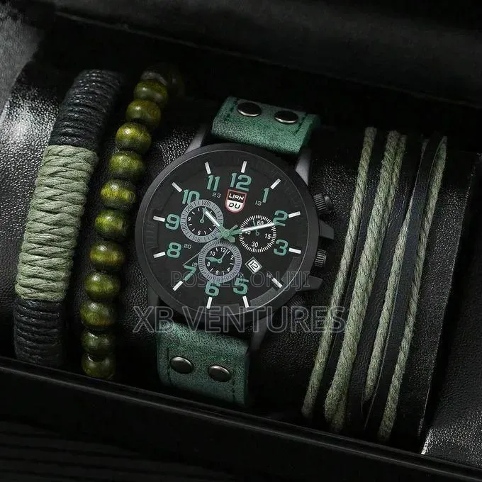 1pc Round Calendar Quartz Watch for Men 3pcs Bracelets Set