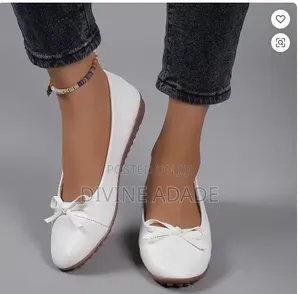 Flat White Nurses Shoes