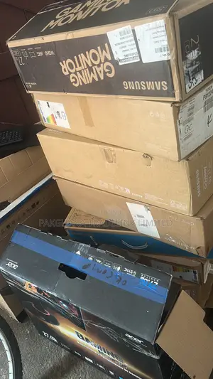 Samung Broken and Dead Monitors Lot