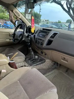 Toyota Fortuner 2009 Gold